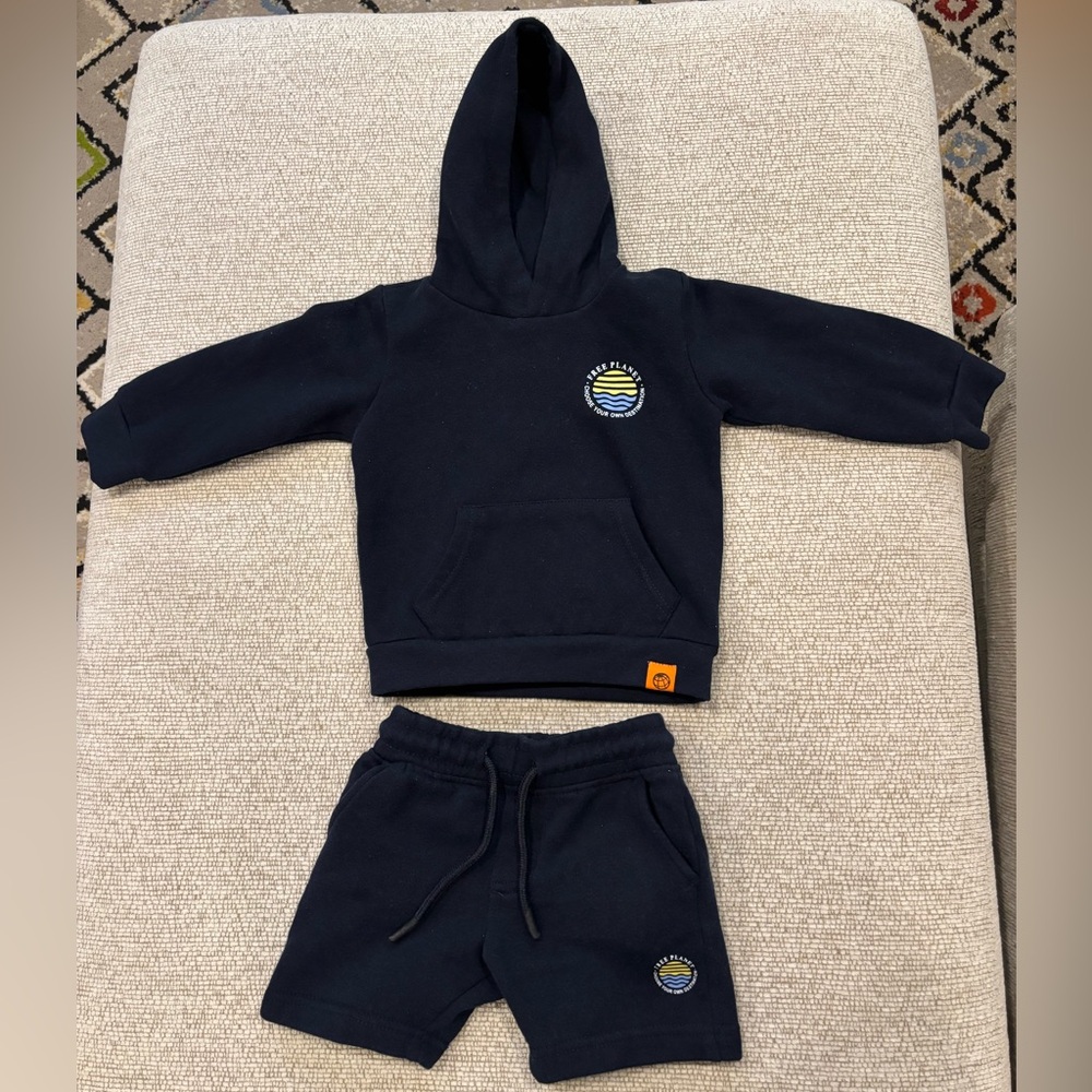 Free Planet Hoodie & Short Set